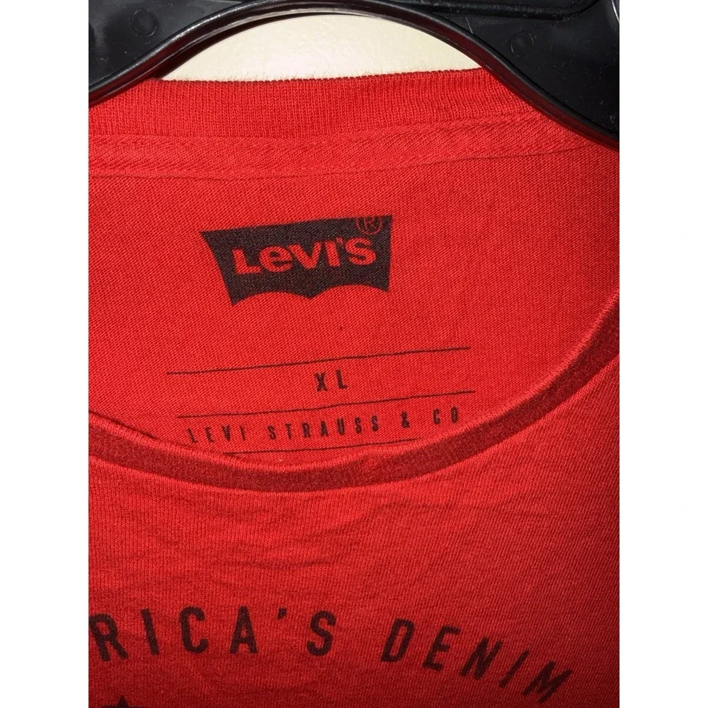 Levi's Men's Long Sleeve Tshirt Red